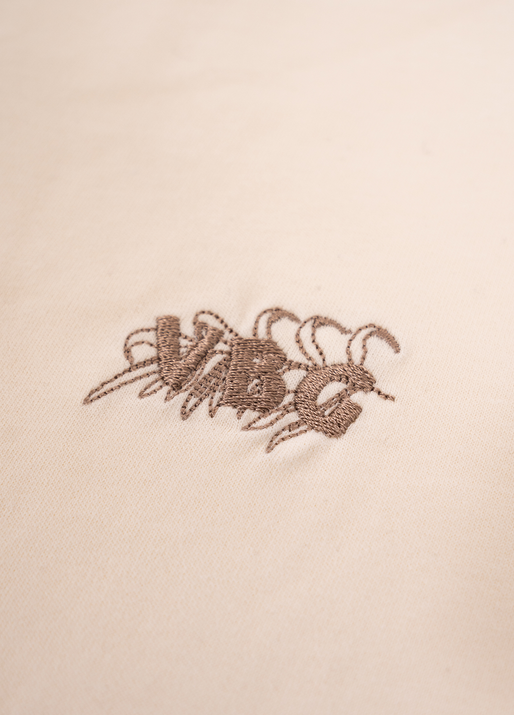 "Leaf Stitch" T-Shirt - Cream - VBG